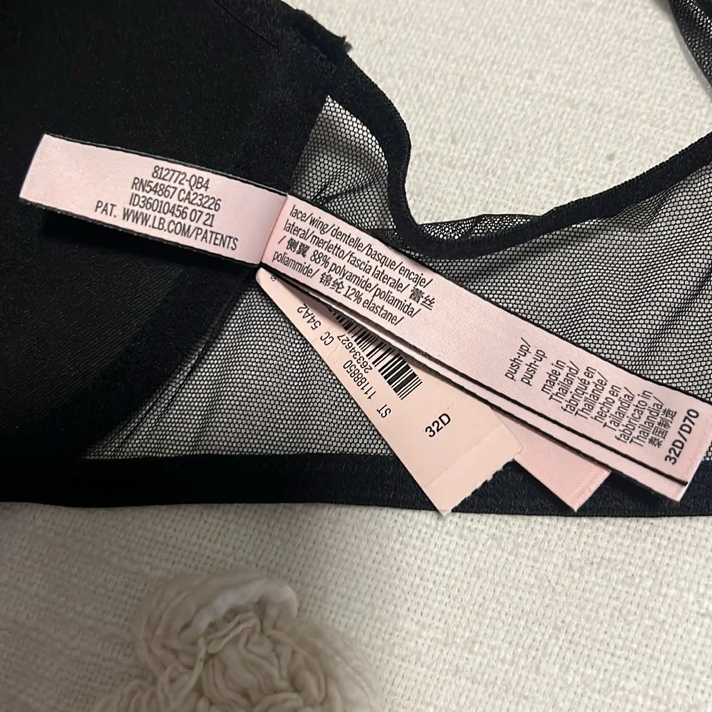 SOLD!! Victoria’s Secret black front closure racer back push-up bra. NEW - Picture 8 of 9